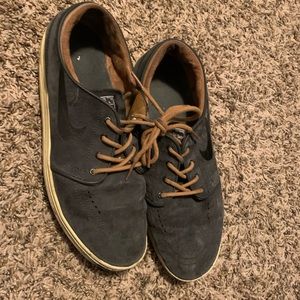 Nike Stefan janoski size 9